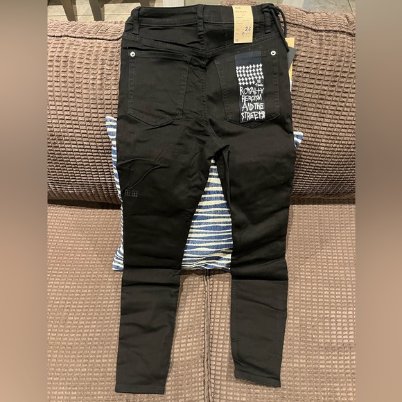 KSUBI Jeans, ladies sz 26 waist, 30 length. New with tags - Picture 4 of 9